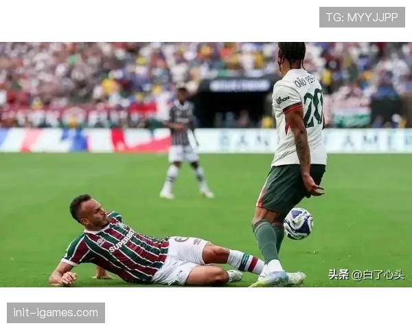 皇马小将帕斯完成一线队首秀，接克罗斯助攻破门后激动落泪